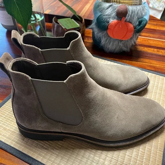 Ecco | Shoes | Mens Ecco Chelsea Boot | Poshmark display picture 1